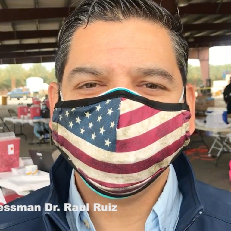 Congressman Dr. Ruiz urges farmworkers to get vaccinated against COVID-19 in Mecca. Omar Ornelas, Palm Springs Desert Sun